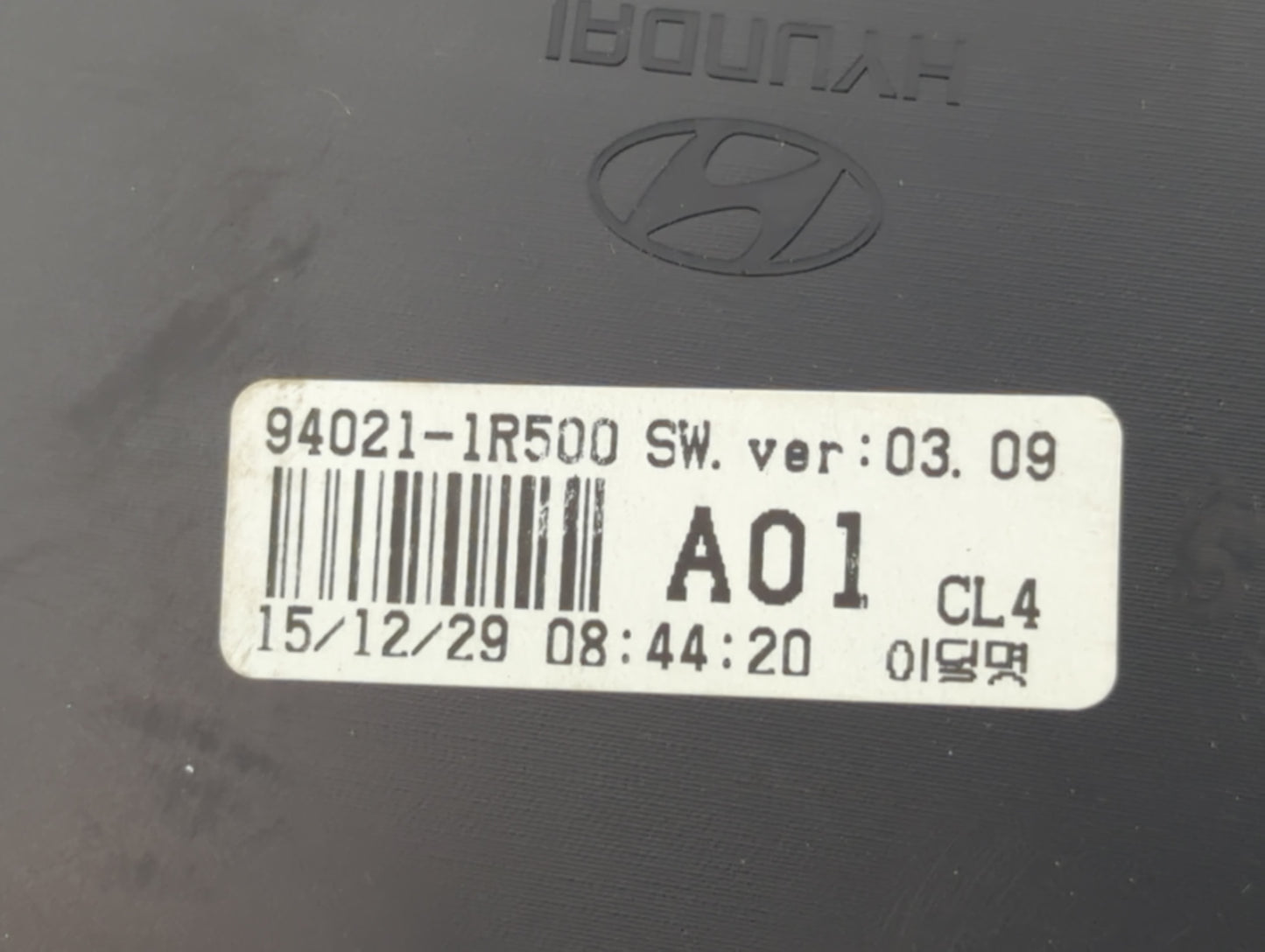 2015-2017 Hyundai Accent Instrument Cluster Speedometer Gauges P/N:94021-1R500 Fits Fits 2015 2016 2017 OEM Used Auto Parts 