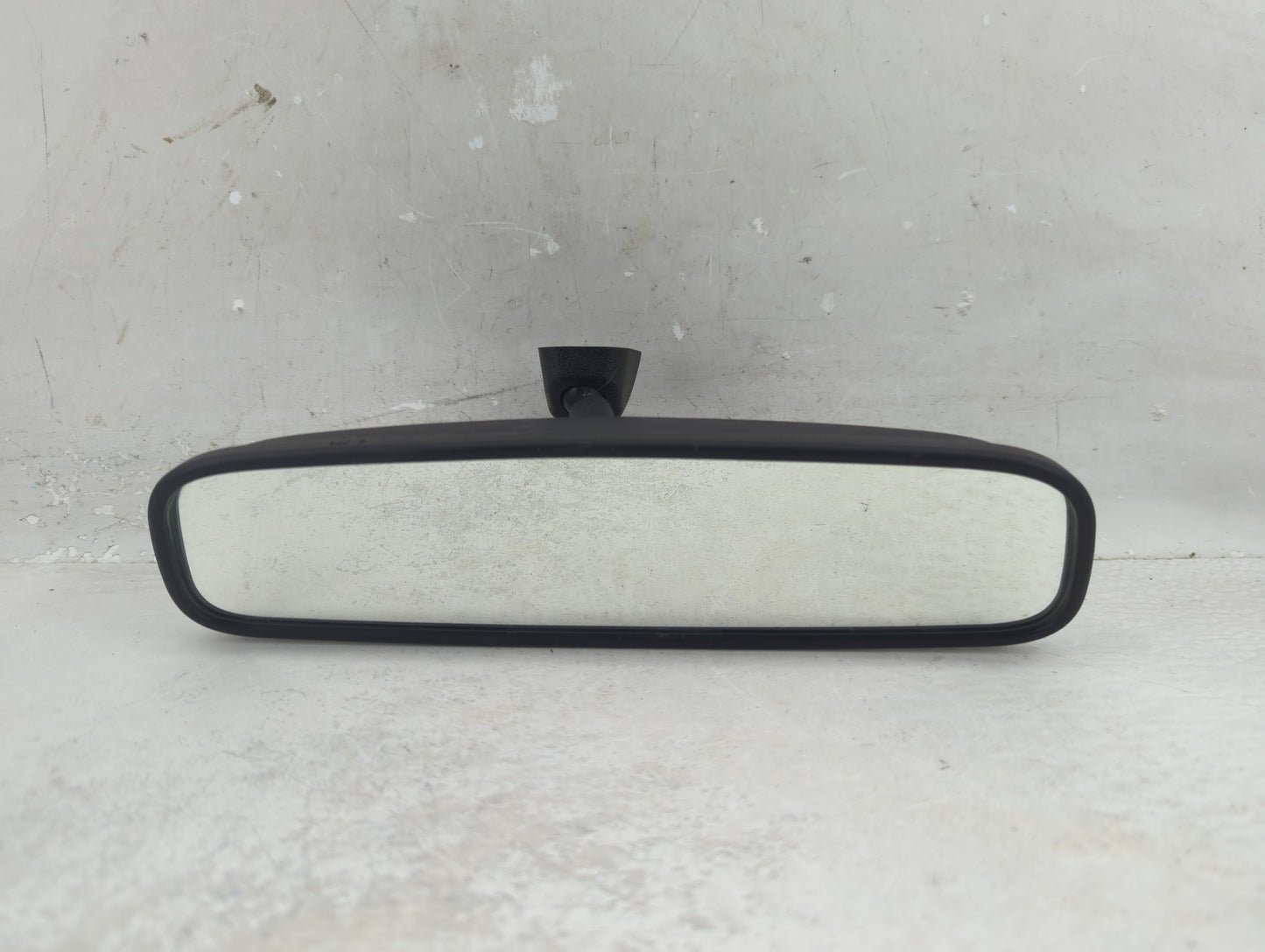 2012-2017 Hyundai Accent Interior Rear View Mirror Replacement OEM P/N:E4012143 Fits OEM Used Auto Parts - Oemusedautoparts1