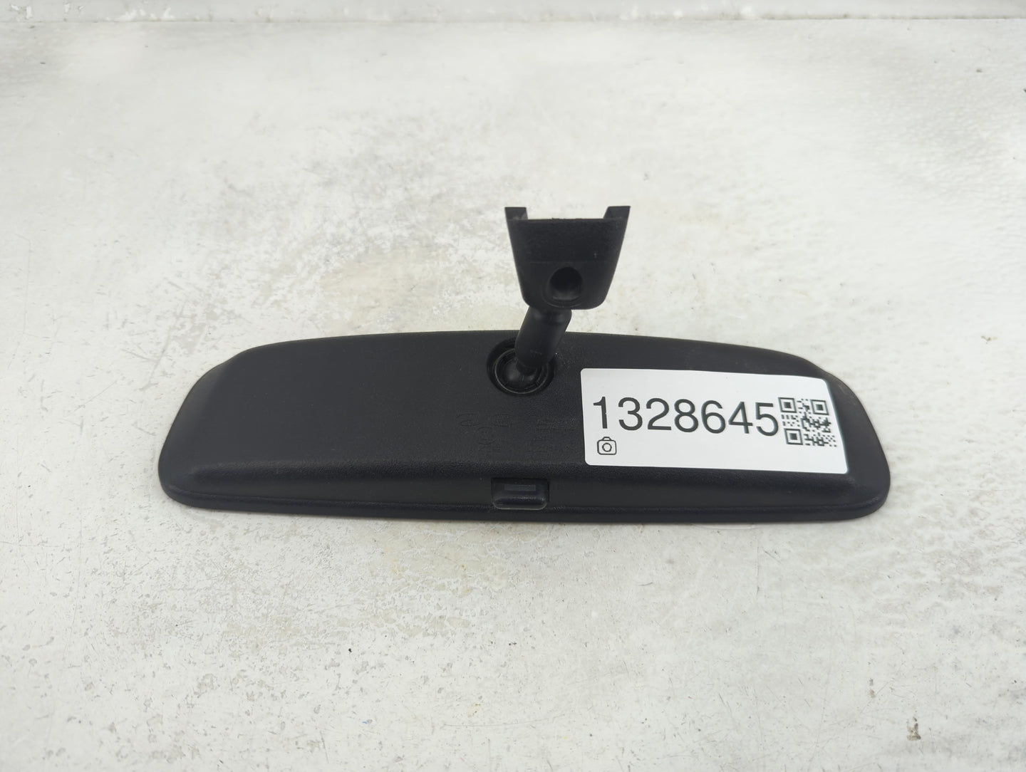 2012-2017 Hyundai Accent Interior Rear View Mirror Replacement OEM P/N:E4012143 Fits OEM Used Auto Parts - Oemusedautoparts1