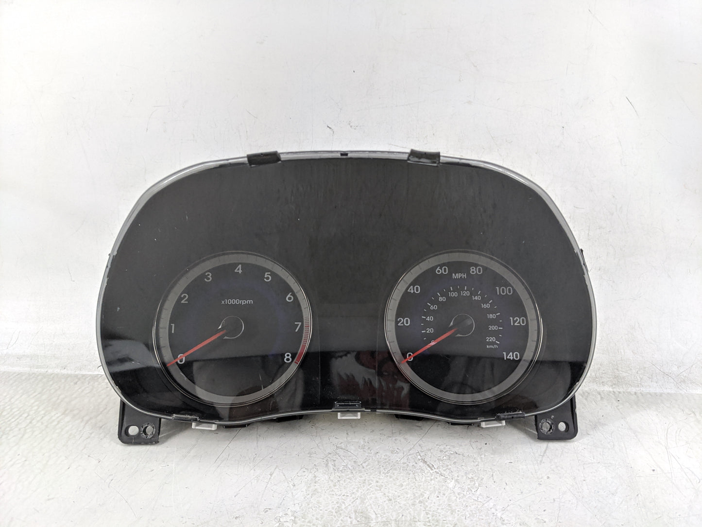 2015-2017 Hyundai Accent Instrument Cluster Speedometer Gauges P/N:94021-1R500 Fits Fits 2015 2016 2017 OEM Used Auto Parts 