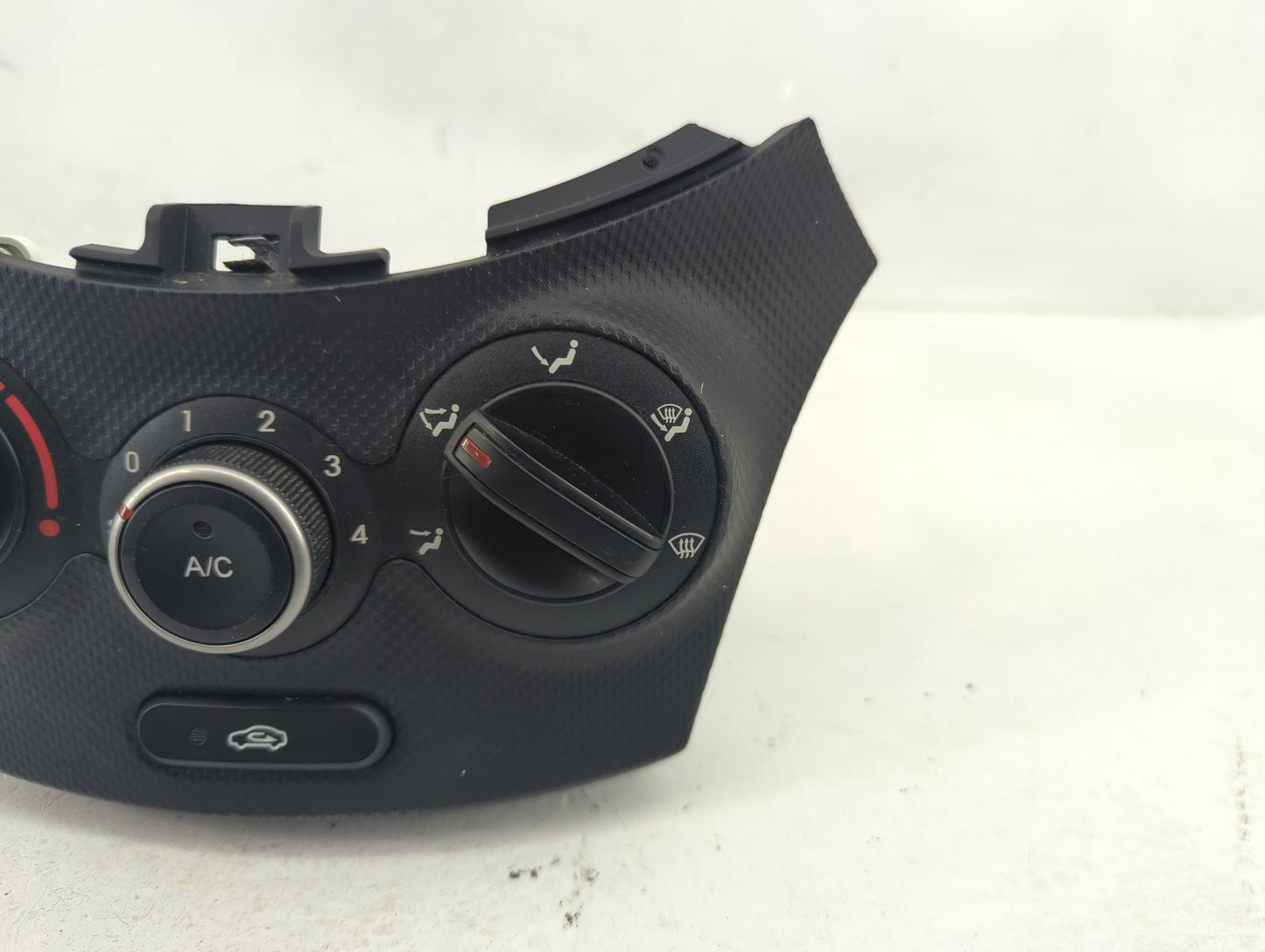 2015-2017 Hyundai Accent Climate Control Module Temperature AC/Heater Replacement Fits Fits 2015 2016 2017 OEM Used Auto Par