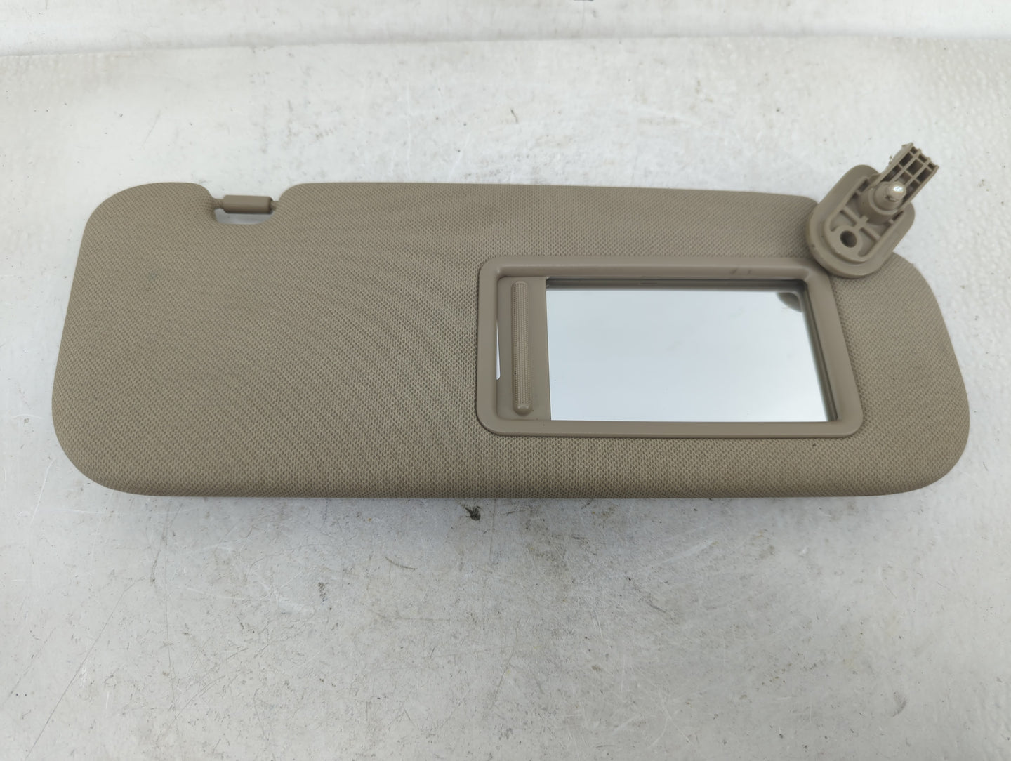2014-2017 Hyundai Accent Sun Visor Shade Replacement Passenger Right Mirror Fits Fits 2014 2015 2016 2017 OEM Used Auto Part