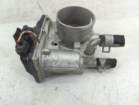 2012-2019 Hyundai Accent Throttle Body P/N:35100-2B300 Fits Fits 2012 2013 2014 2015 2016 2017 2018 2019 OEM Used Auto Parts