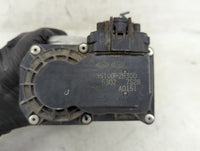 2012-2019 Hyundai Accent Throttle Body P/N:35100-2B300 Fits Fits 2012 2013 2014 2015 2016 2017 2018 2019 OEM Used Auto Parts