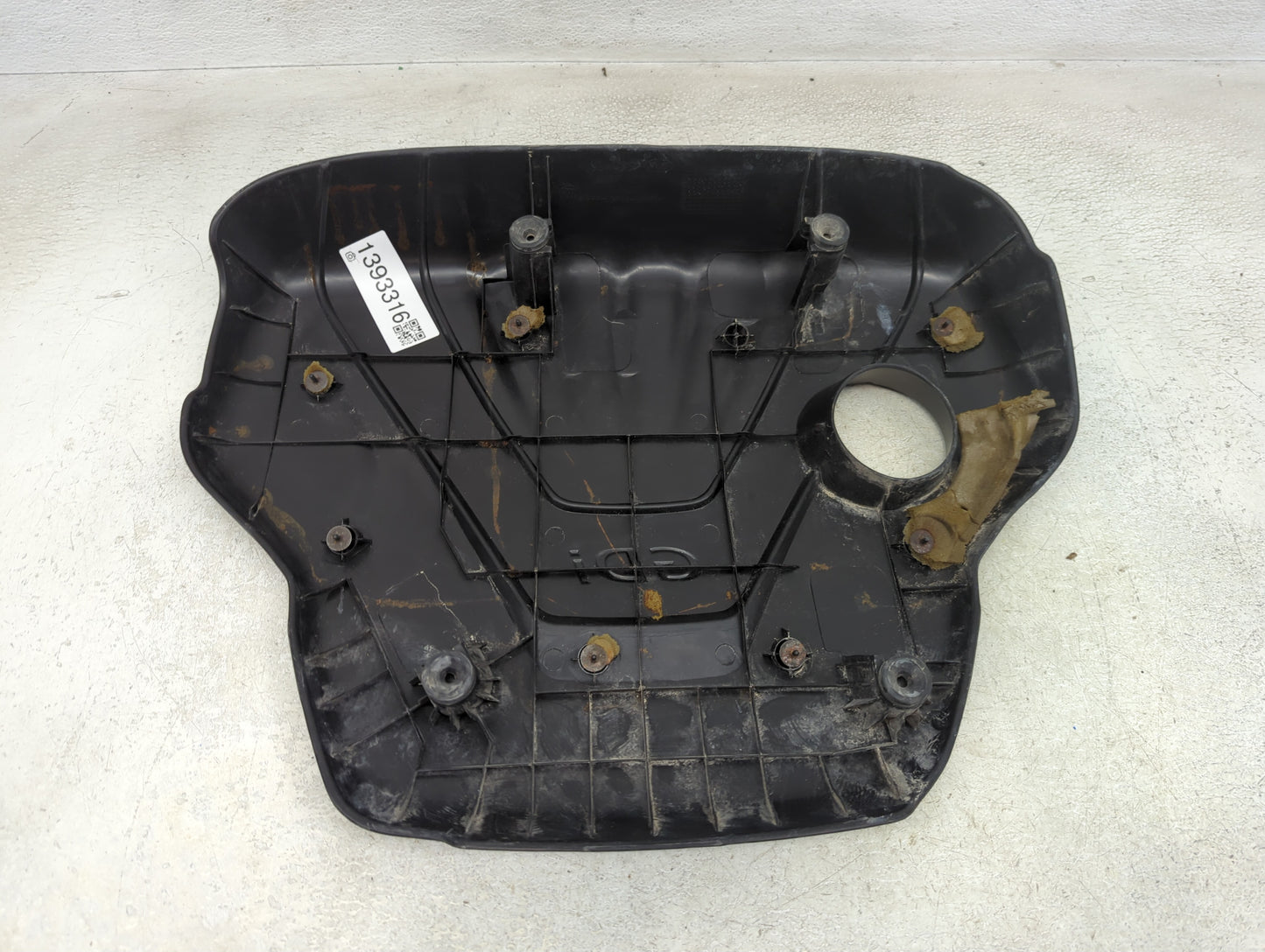2016 Hyundai Accent Engine Cover - Oemusedautoparts1.com