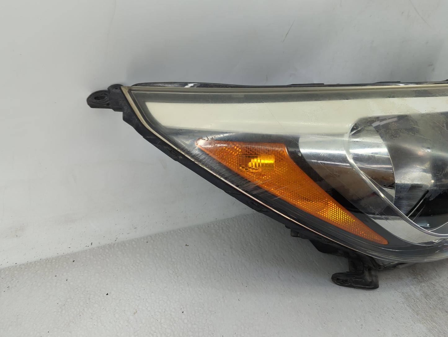 2015-2017 Hyundai Accent Passenger Right Oem Head Light Headlight Lamp - Oemusedautoparts1.com