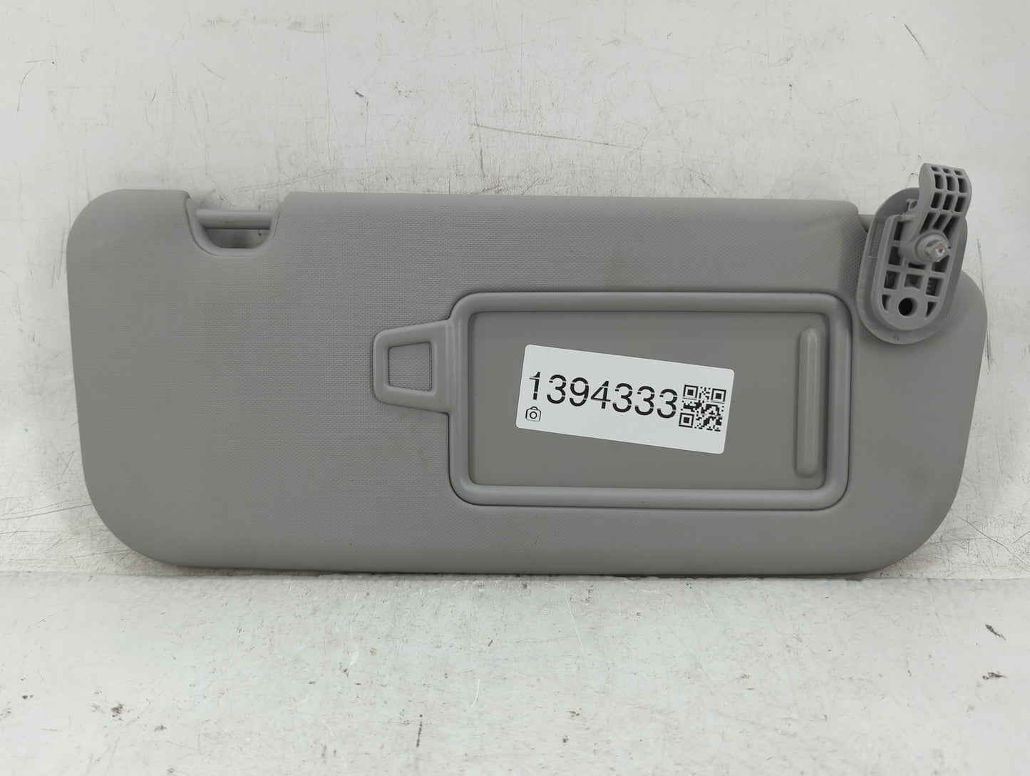 2018-2022 Hyundai Accent Sun Visor Shade Replacement Passenger Right Mirror Fits Fits 2018 2019 2020 2021 2022 OEM Used Auto