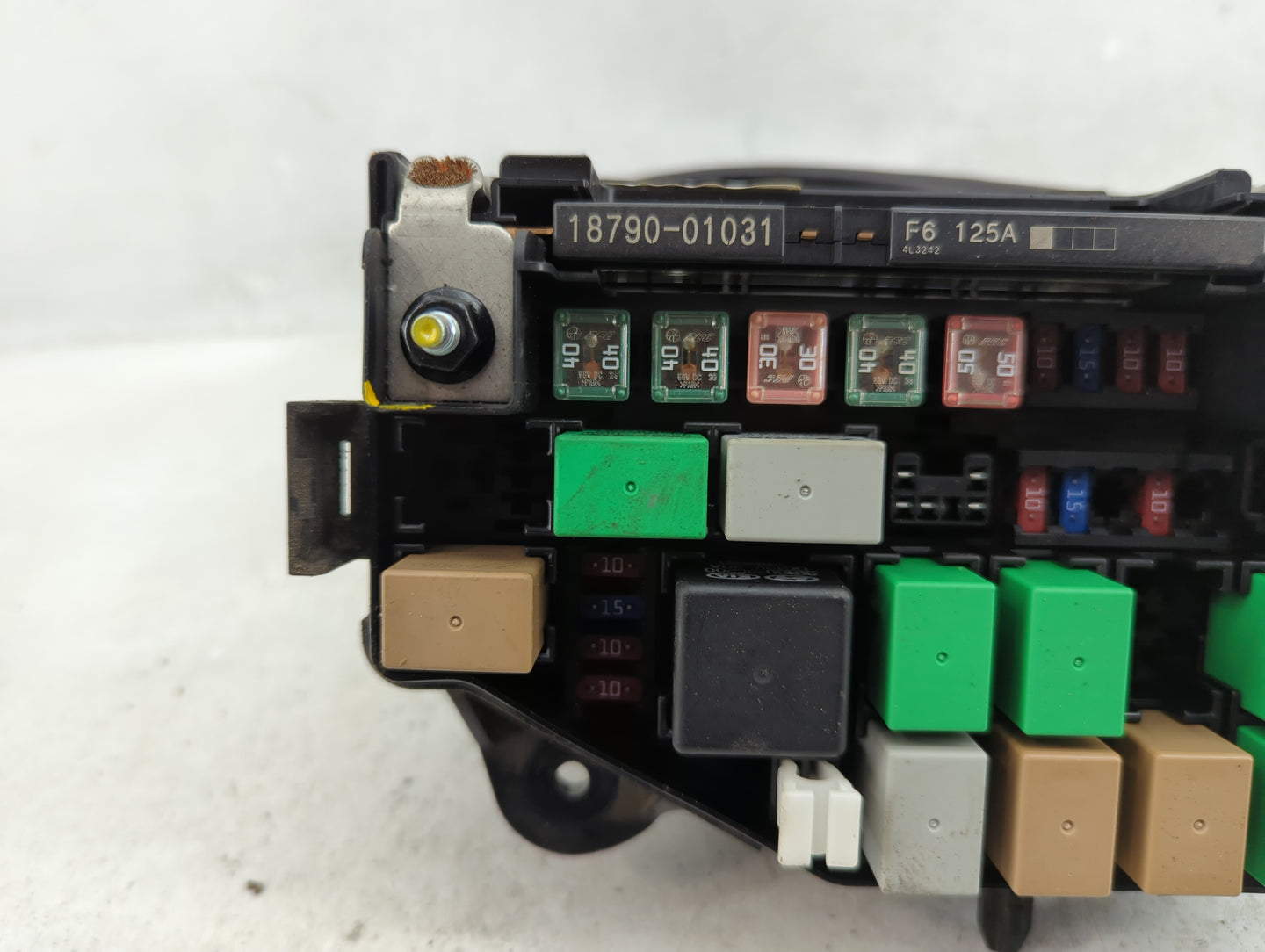 2015-2017 Hyundai Accent Fusebox Fuse Box Panel Relay Module Fits Fits 2015 2016 2017 OEM Used Auto Parts - Oemusedautoparts