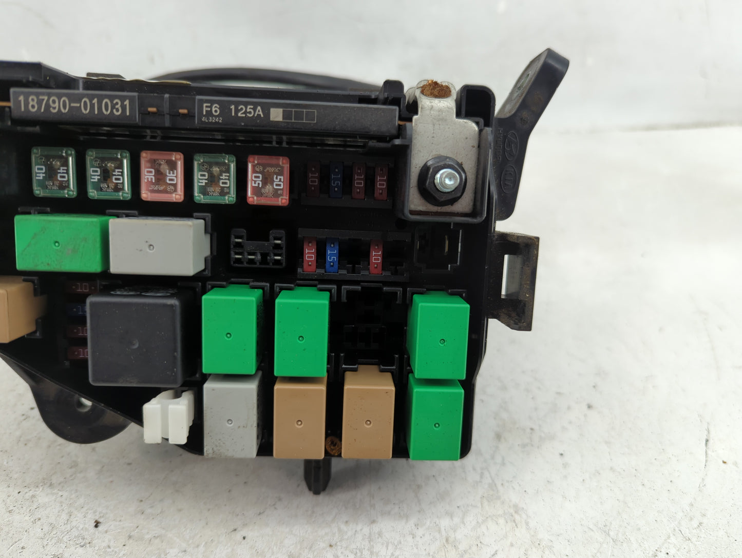 2015-2017 Hyundai Accent Fusebox Fuse Box Panel Relay Module Fits Fits 2015 2016 2017 OEM Used Auto Parts - Oemusedautoparts