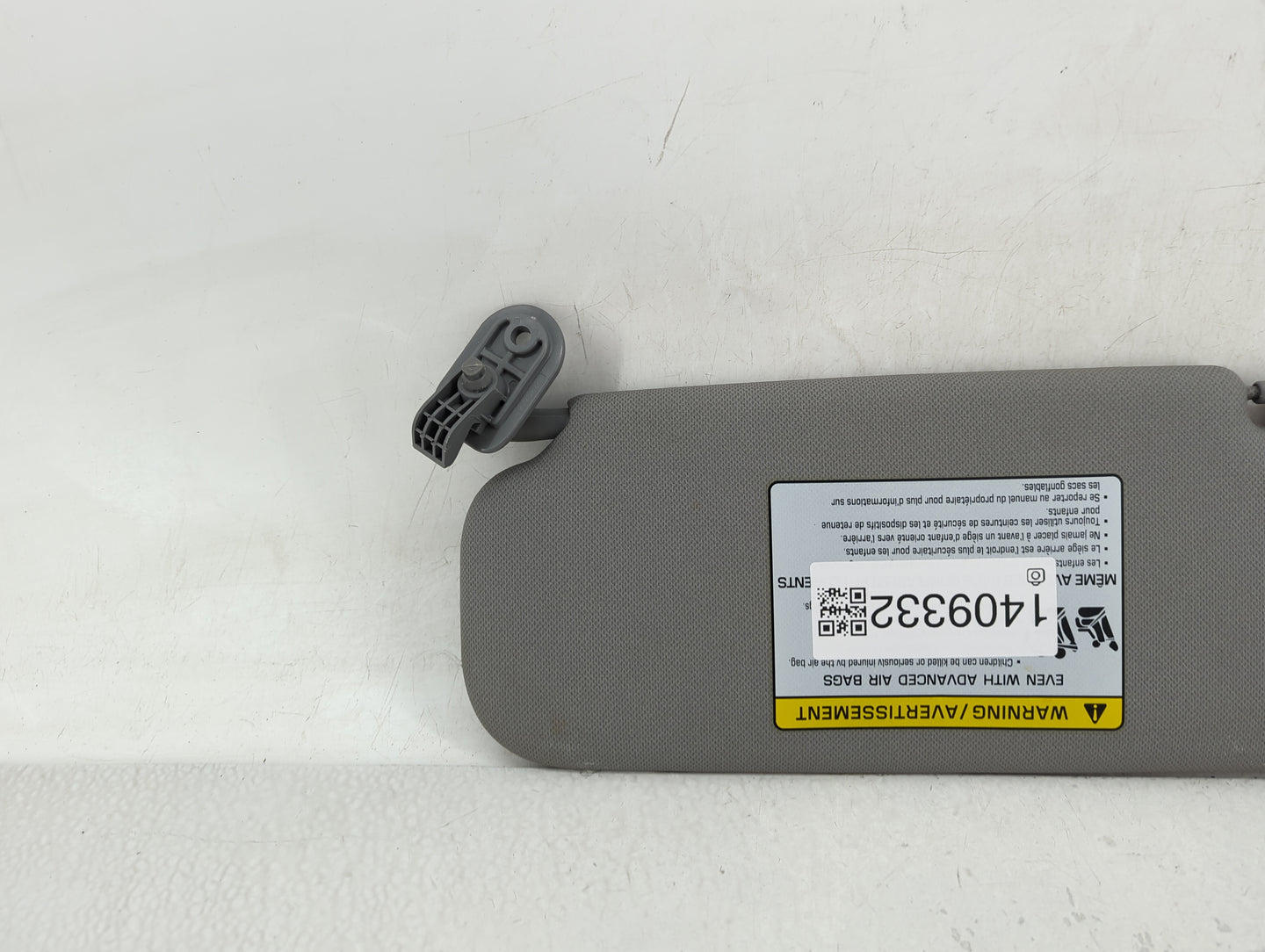 2014-2017 Hyundai Accent Sun Visor Shade Replacement Passenger Right Mirror Fits Fits 2014 2015 2016 2017 OEM Used Auto Part