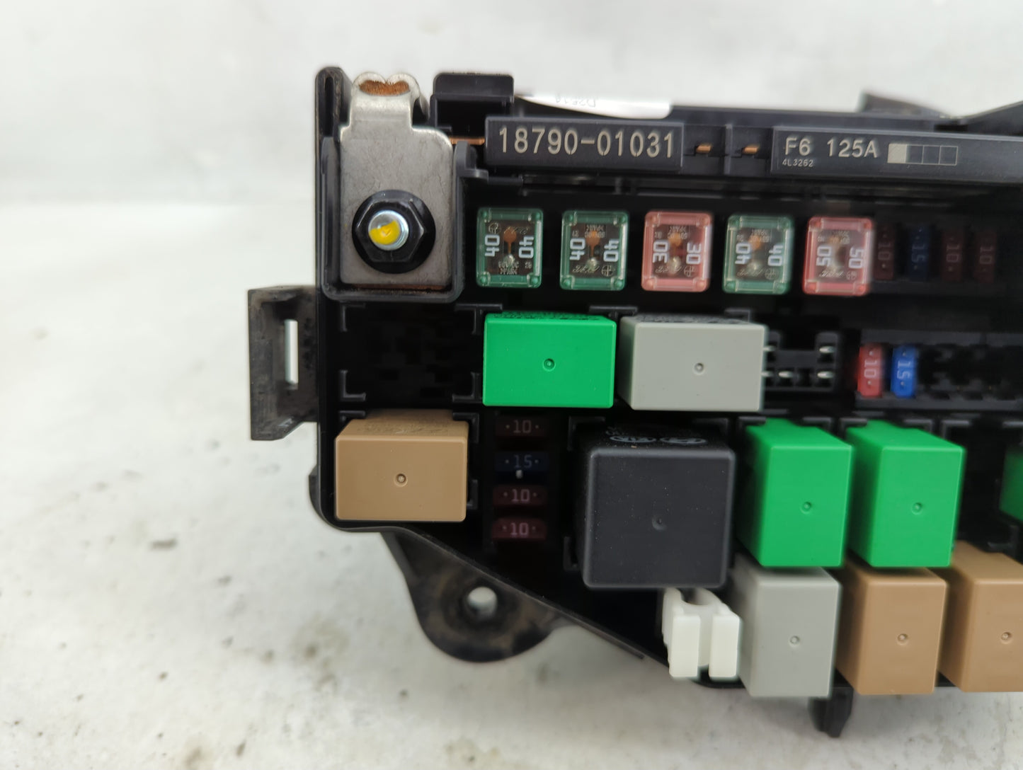 2015-2017 Hyundai Accent Fusebox Fuse Box Panel Relay Module Fits Fits 2015 2016 2017 OEM Used Auto Parts - Oemusedautoparts