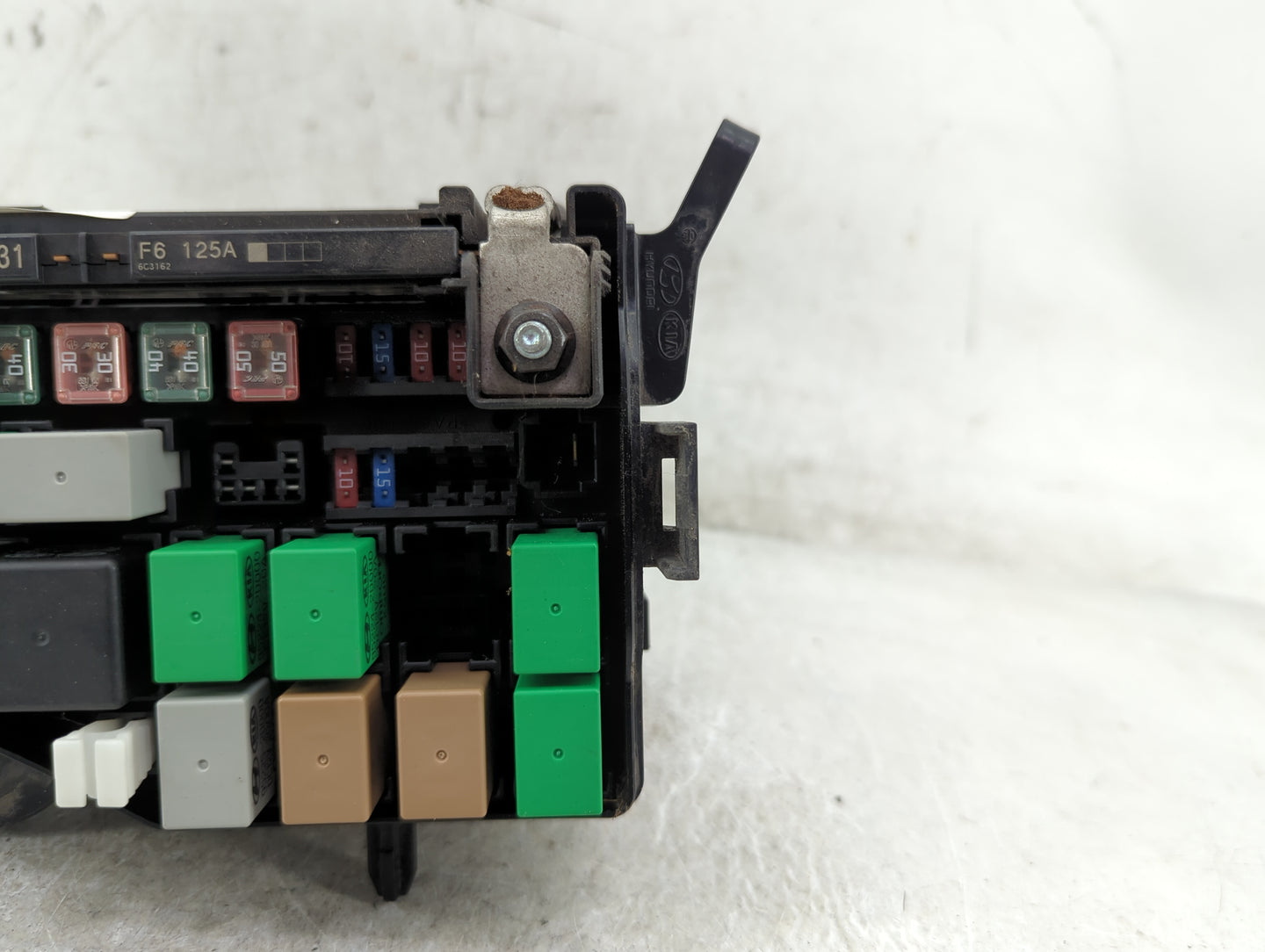 2015-2017 Hyundai Accent Fusebox Fuse Box Panel Relay Module P/N:91420-1R610 Fits Fits 2015 2016 2017 OEM Used Auto Parts - 