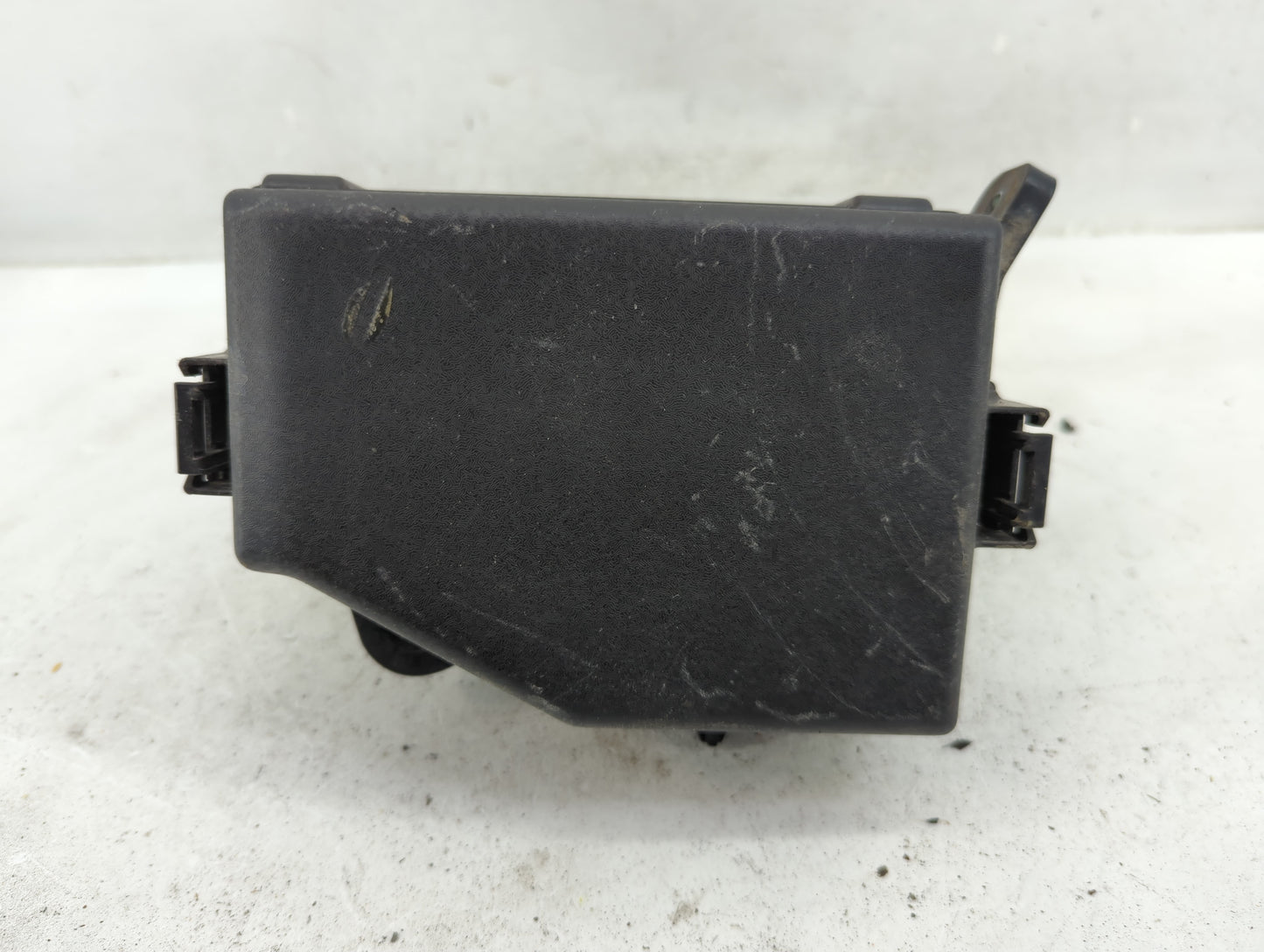 2015-2017 Hyundai Accent Fusebox Fuse Box Panel Relay Module P/N:91420-1R620 Fits Fits 2015 2016 2017 OEM Used Auto Parts - 