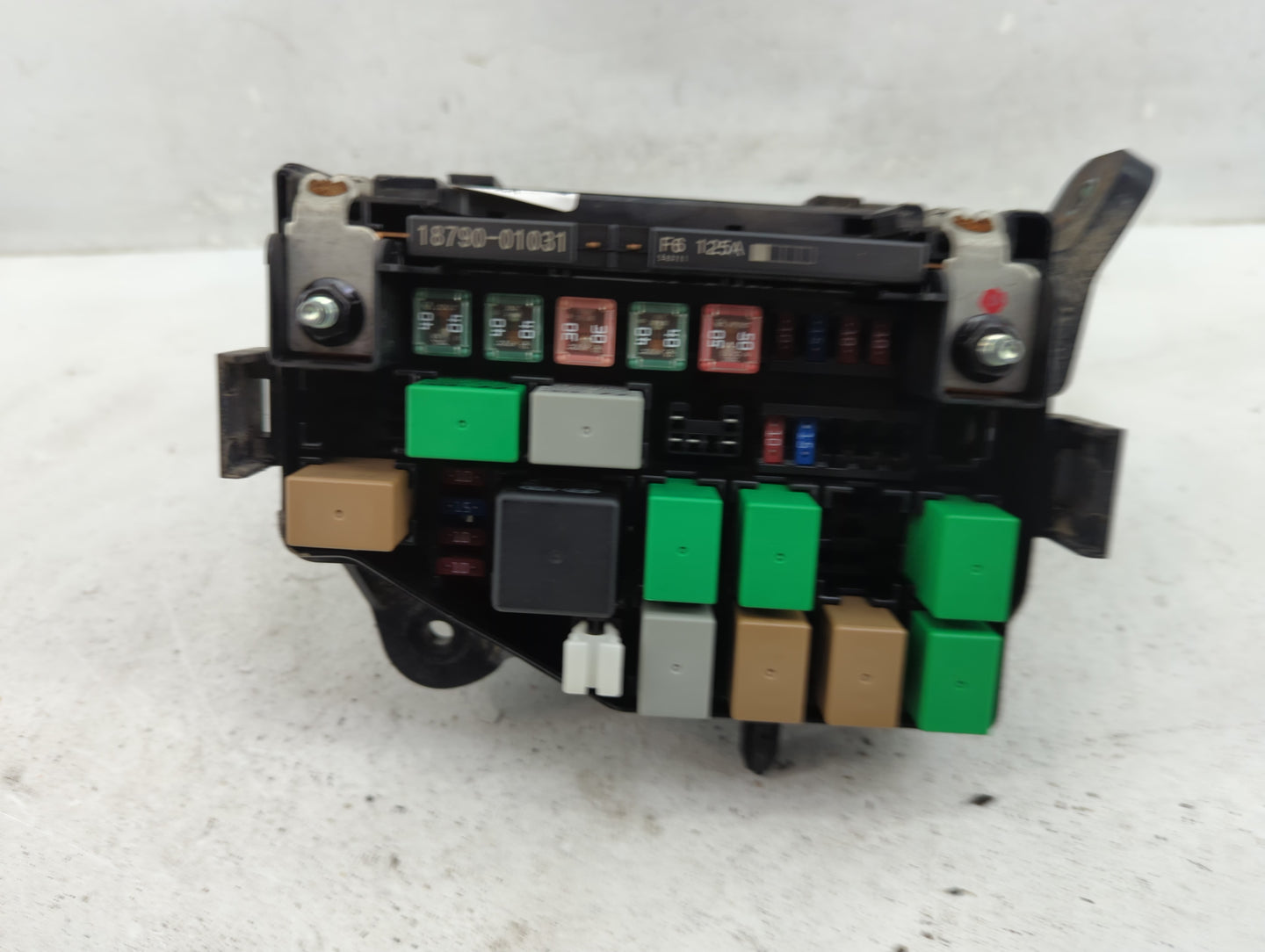 2015-2017 Hyundai Accent Fusebox Fuse Box Panel Relay Module P/N:91420-1R620 Fits Fits 2015 2016 2017 OEM Used Auto Parts - 