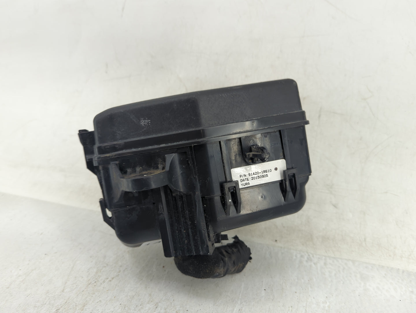 2015-2017 Hyundai Accent Fusebox Fuse Box Panel Relay Module Fits Fits 2015 2016 2017 OEM Used Auto Parts - Oemusedautoparts
