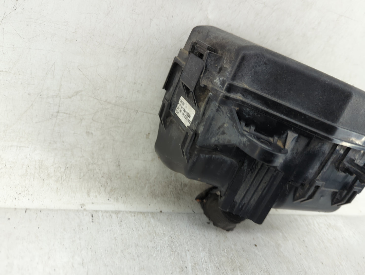 2015-2017 Hyundai Accent Fusebox Fuse Box Panel Relay Module P/N:914201R520 Fits Fits 2015 2016 2017 OEM Used Auto Parts - O