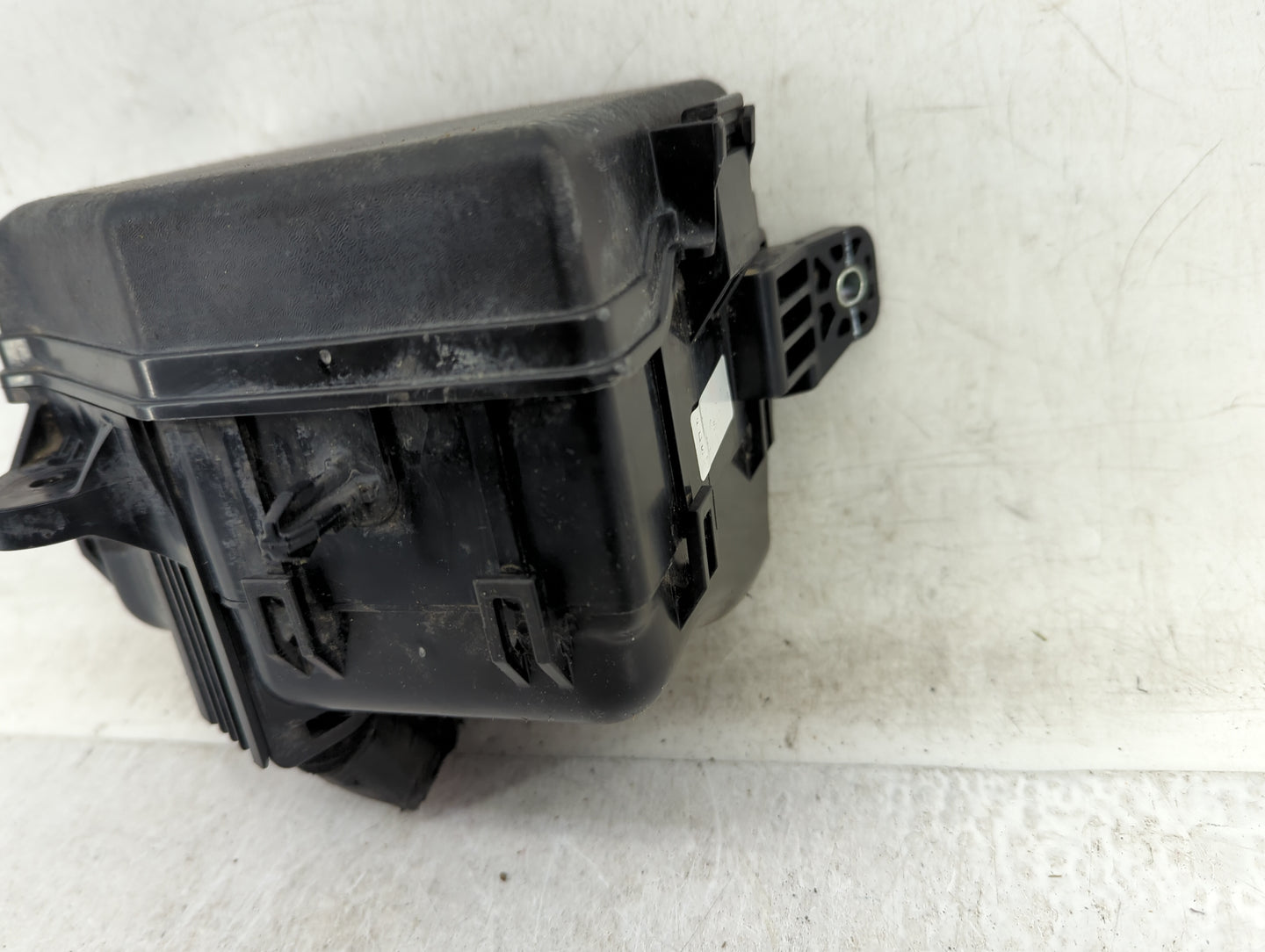 2015-2017 Hyundai Accent Fusebox Fuse Box Panel Relay Module P/N:914201R520 Fits Fits 2015 2016 2017 OEM Used Auto Parts - O