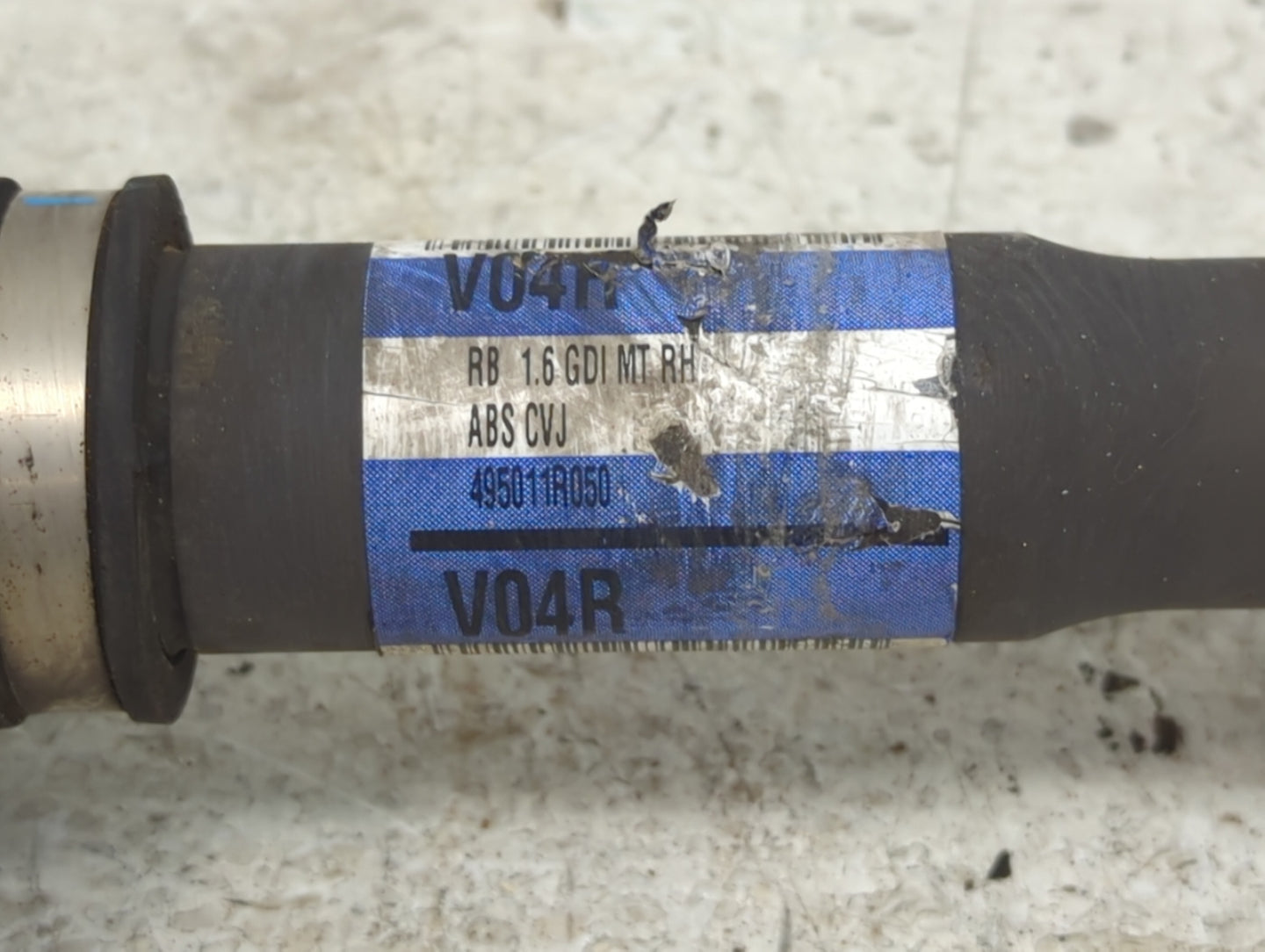 2012-2017 Hyundai Accent Axle Shaft Front Passenger Cv C/v - Oemusedautoparts1.com