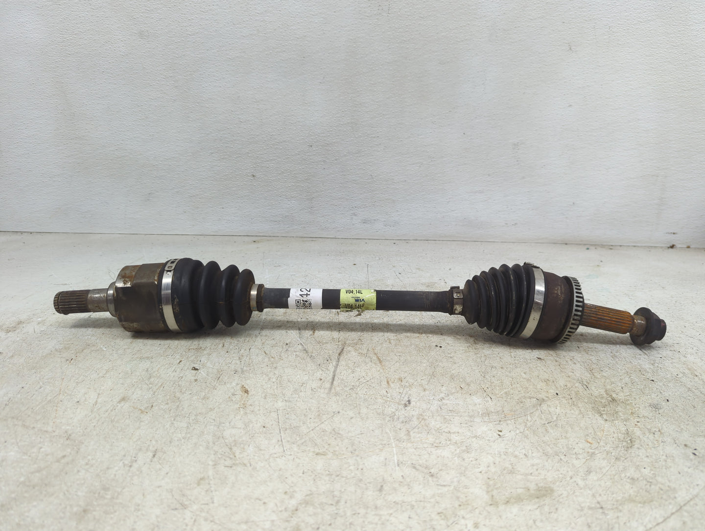 2012-2017 Hyundai Accent Axle Shaft Front Driver Cv C/v - Oemusedautoparts1.com