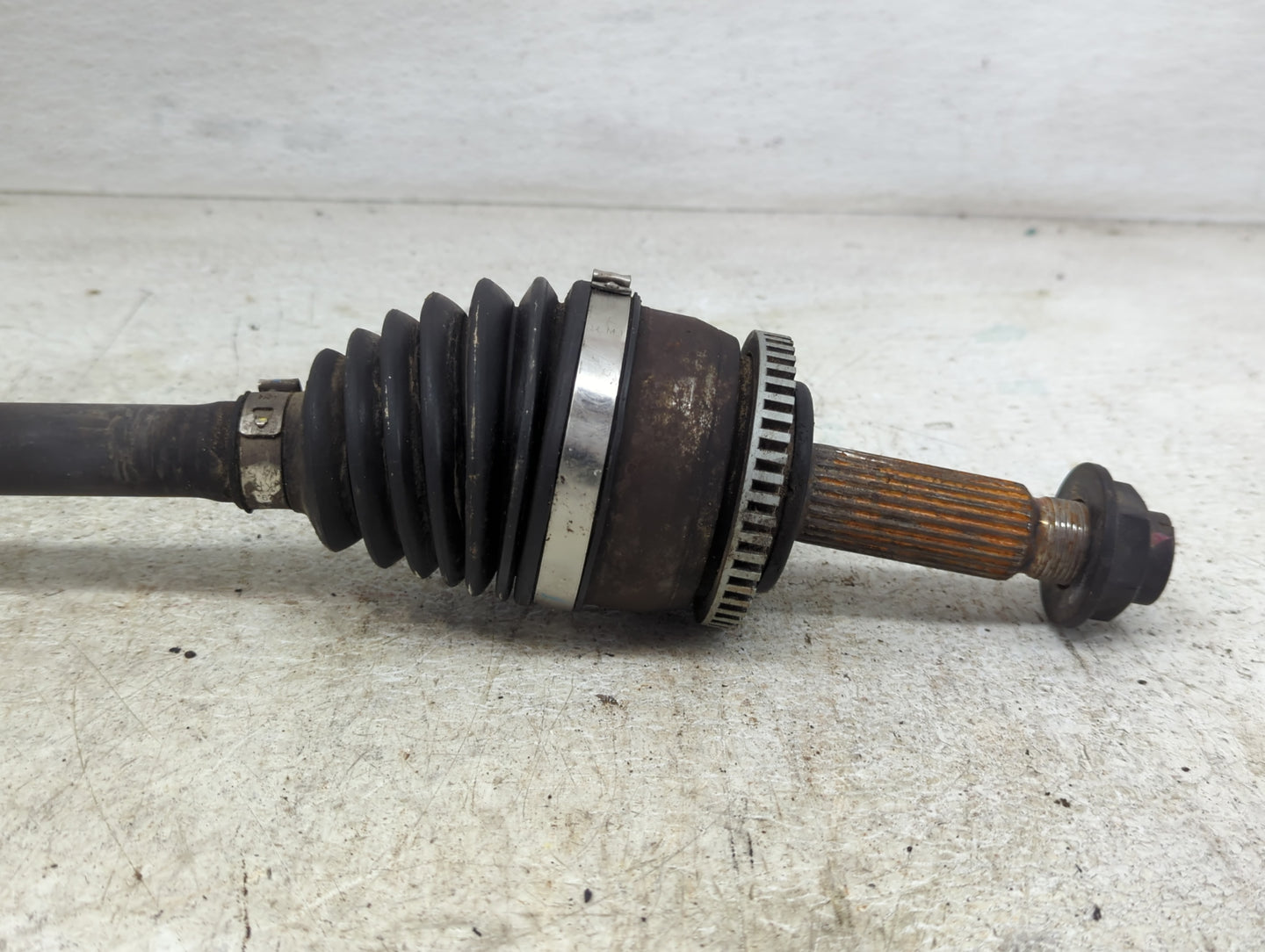 2012-2017 Hyundai Accent Axle Shaft Front Driver Cv C/v - Oemusedautoparts1.com