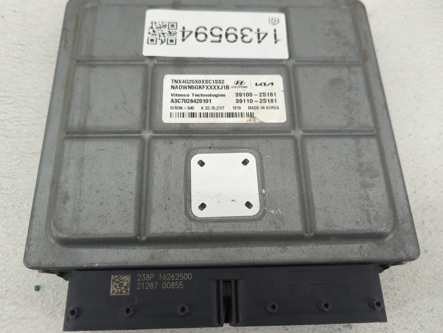2015-2017 Hyundai Accent PCM Engine Control Computer ECU ECM PCU OEM P/N:39110-2S181 39100-2S181 Fits Fits 2015 2016 2017 OE