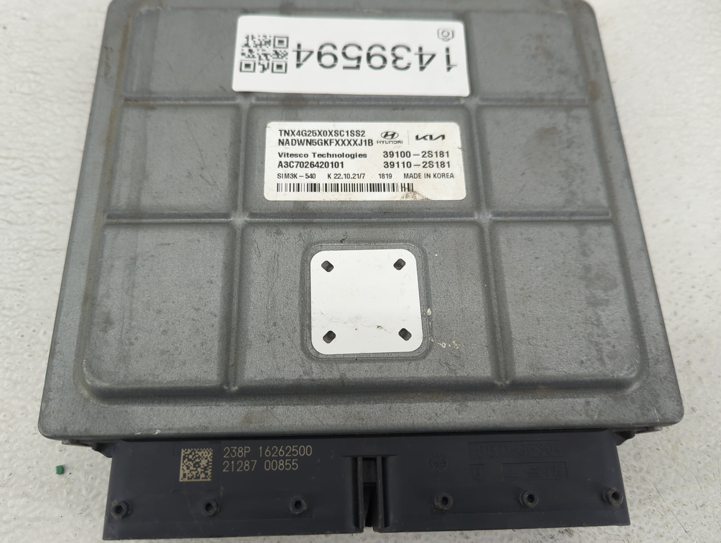 2015-2017 Hyundai Accent PCM Engine Control Computer ECU ECM PCU OEM P/N:39110-2S181 39100-2S181 Fits Fits 2015 2016 2017 OE