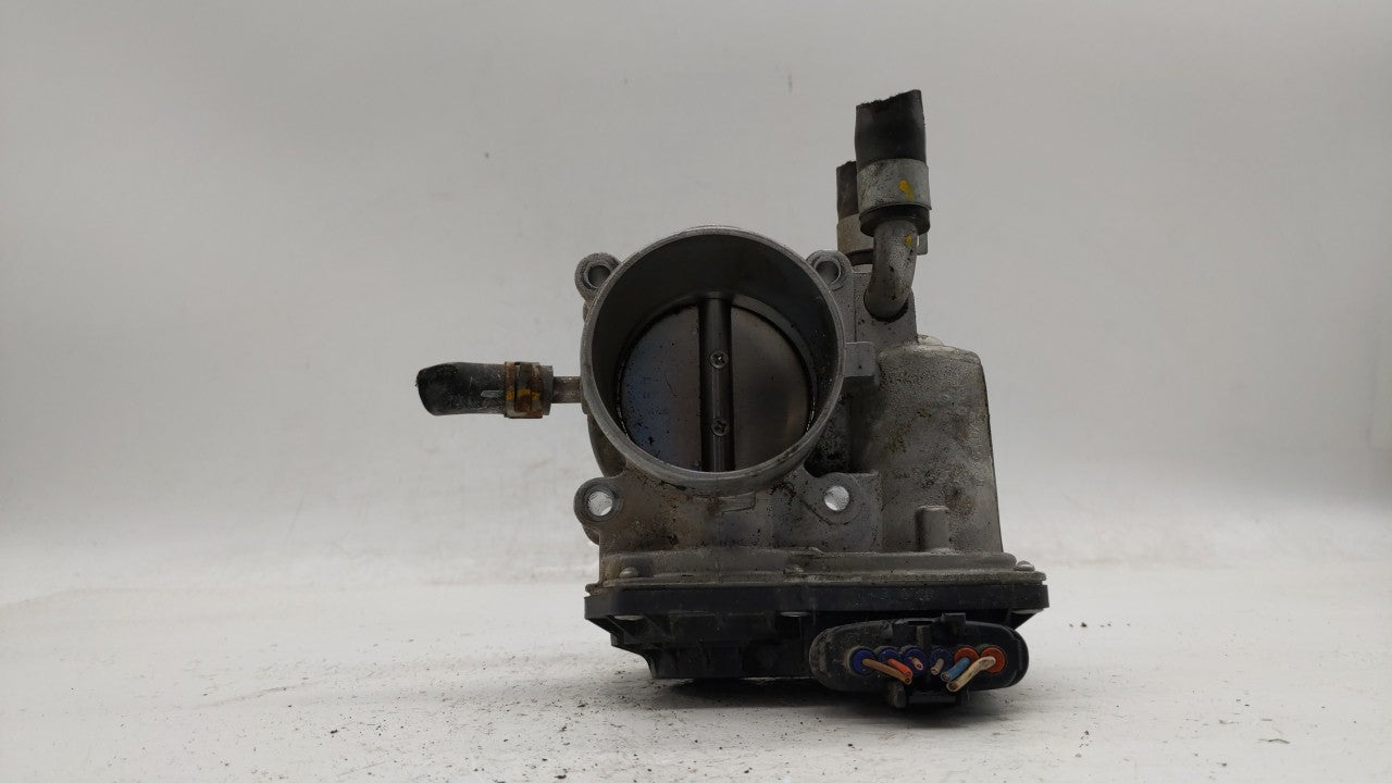 2012-2019 Hyundai Accent Throttle Body P/N:35100-2B300 Fits Fits 2012 2013 2014 2015 2016 2017 2018 2019 OEM Used Auto Parts
