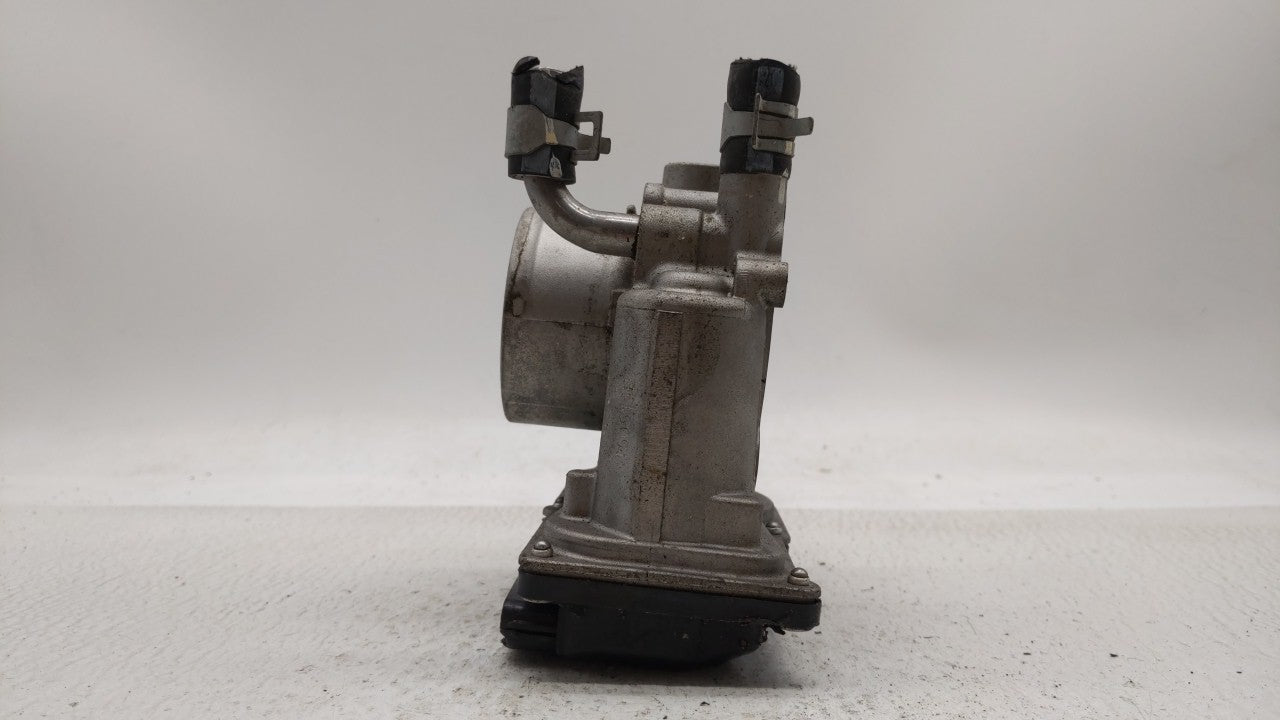 2012-2019 Hyundai Accent Throttle Body P/N:5302-1S02 35100-2B300 Fits Fits 2012 2013 2014 2015 2016 2017 2018 2019 OEM Used 