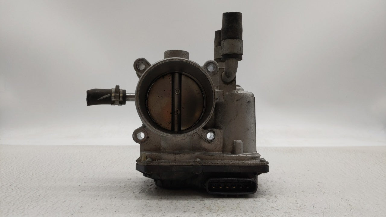 2012-2019 Hyundai Accent Throttle Body P/N:5302-1S02 35100-2B300 Fits Fits 2012 2013 2014 2015 2016 2017 2018 2019 OEM Used 