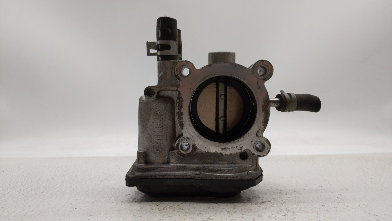 2012-2019 Hyundai Accent Throttle Body P/N:5302-1S02 35100-2B300 Fits Fits 2012 2013 2014 2015 2016 2017 2018 2019 OEM Used 
