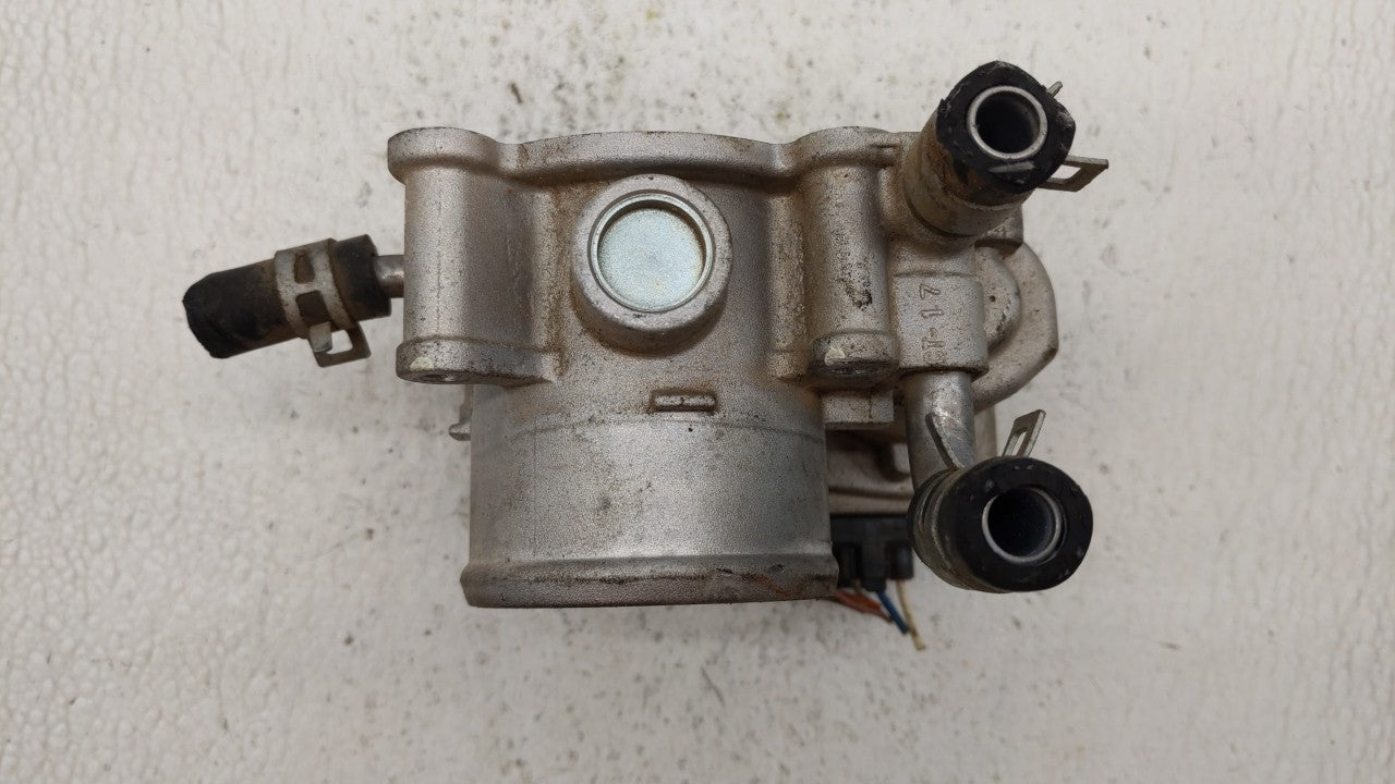 2012-2019 Hyundai Accent Throttle Body P/N:5302-1S02 35100-2B300 Fits Fits 2012 2013 2014 2015 2016 2017 2018 2019 OEM Used 