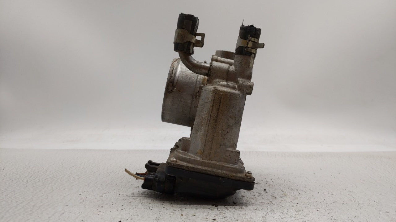 2012-2019 Hyundai Accent Throttle Body P/N:5302-1S02 35100-2B300 Fits Fits 2012 2013 2014 2015 2016 2017 2018 2019 OEM Used 