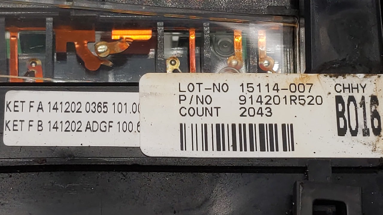 2015-2017 Hyundai Accent Fusebox Fuse Box Panel Relay Module P/N:91420-1R500 914201R520 Fits Fits 2015 2016 2017 OEM Used Au