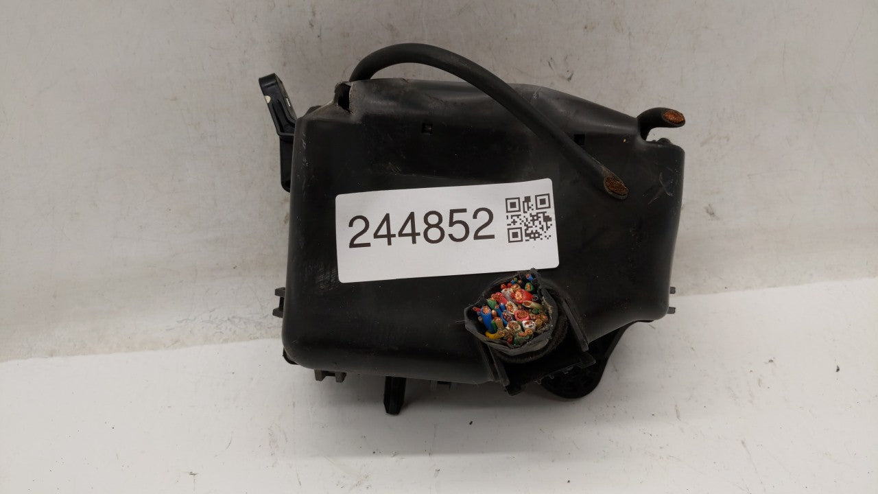 2015-2017 Hyundai Accent Fusebox Fuse Box Panel Relay Module P/N:91420-1R500 914201R520 Fits Fits 2015 2016 2017 OEM Used Au