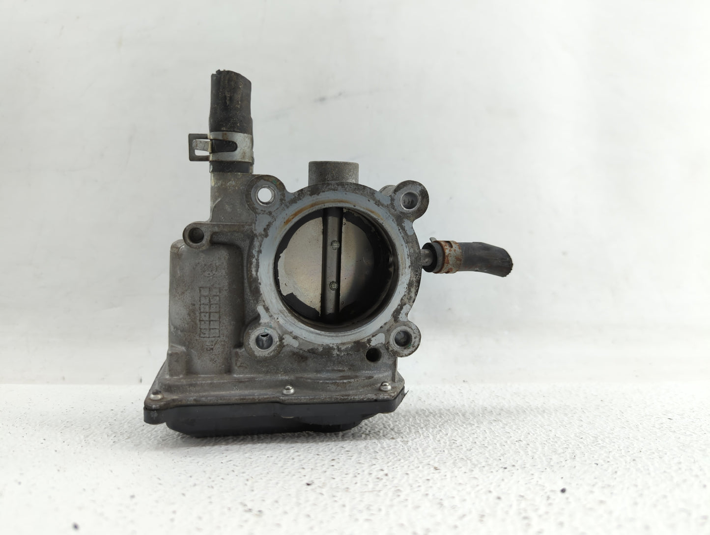 2012-2019 Hyundai Accent Throttle Body P/N:35100-2B310 5302-1S02, 35100-2B300 Fits Fits 2012 2013 2014 2015 2016 2017 2018 2