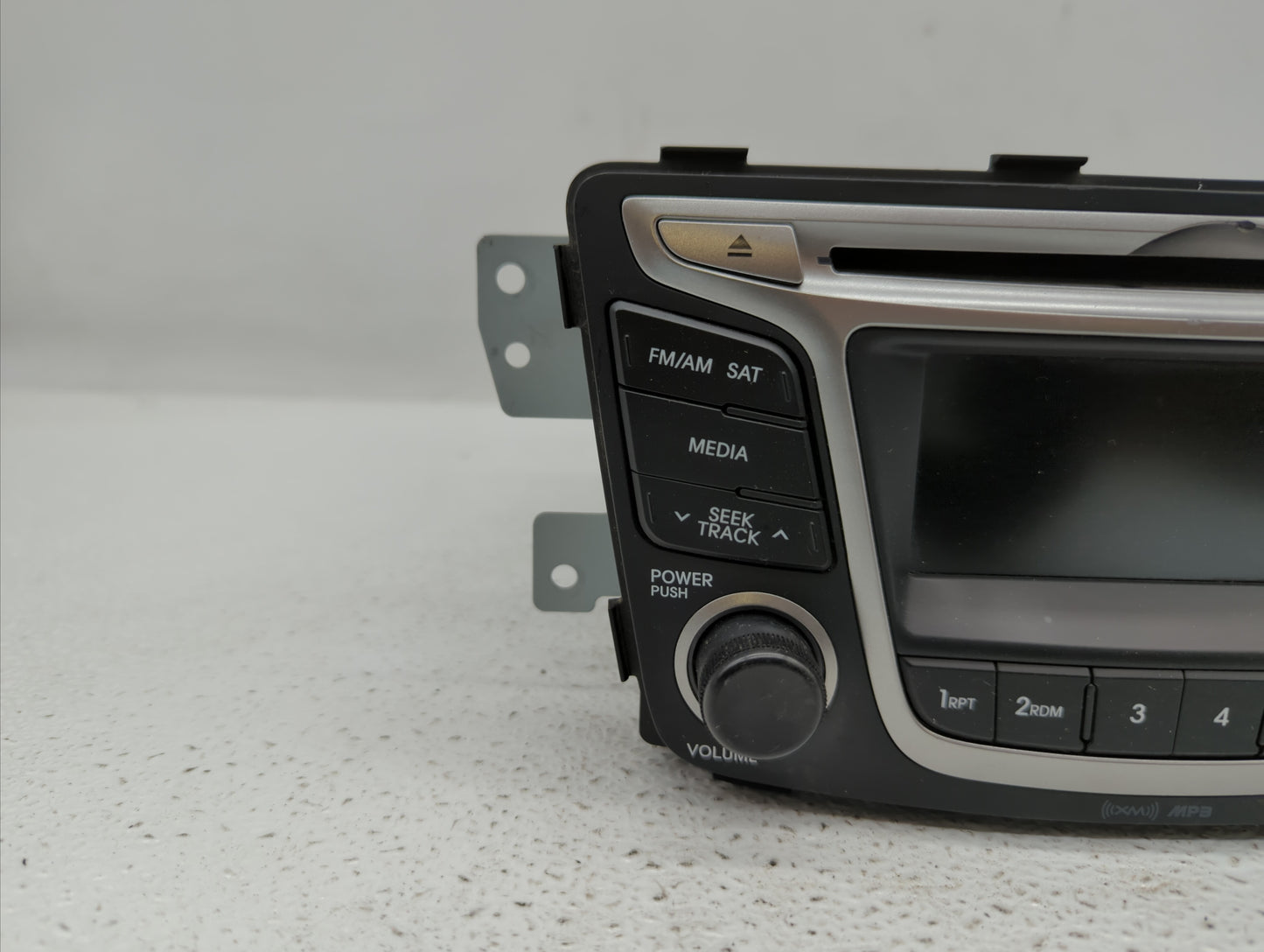 2016 Hyundai Accent Radio AM FM Cd Player Receiver Replacement P/N:96170-1R111 96170-1R111RDR, 96170-1R152RDR Fits OEM Used 
