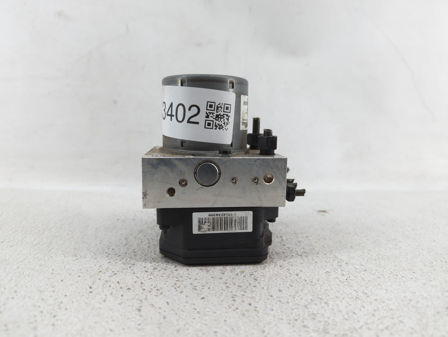 2015-2017 Hyundai Accent ABS Pump Control Module Replacement P/N:58920-1R460 Fits Fits 2015 2016 2017 OEM Used Auto Parts - 