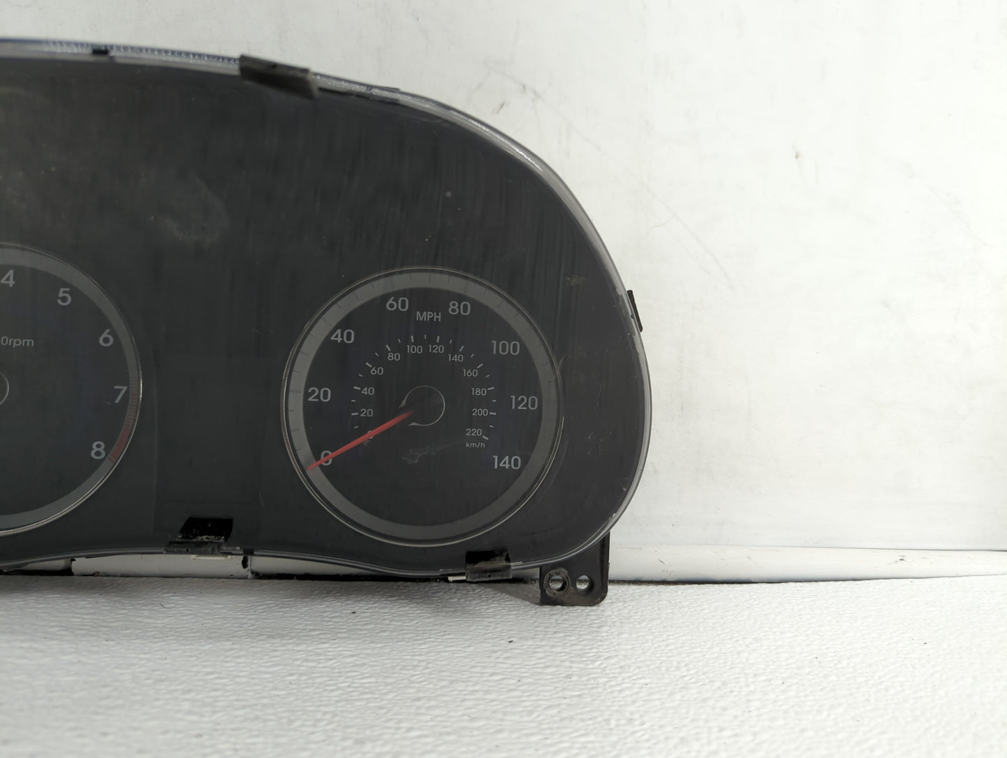 2015-2017 Hyundai Accent Instrument Cluster Speedometer Gauges P/N:94021-1R510 Fits Fits 2015 2016 2017 OEM Used Auto Parts 