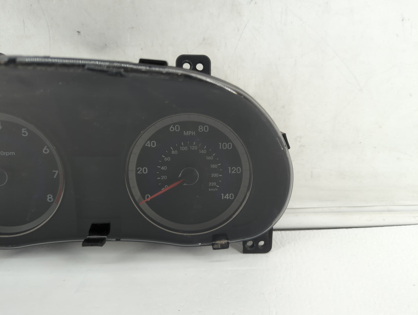 2015-2017 Hyundai Accent Instrument Cluster Speedometer Gauges P/N:94021-1R510 94021-1R500 Fits Fits 2015 2016 2017 OEM Used