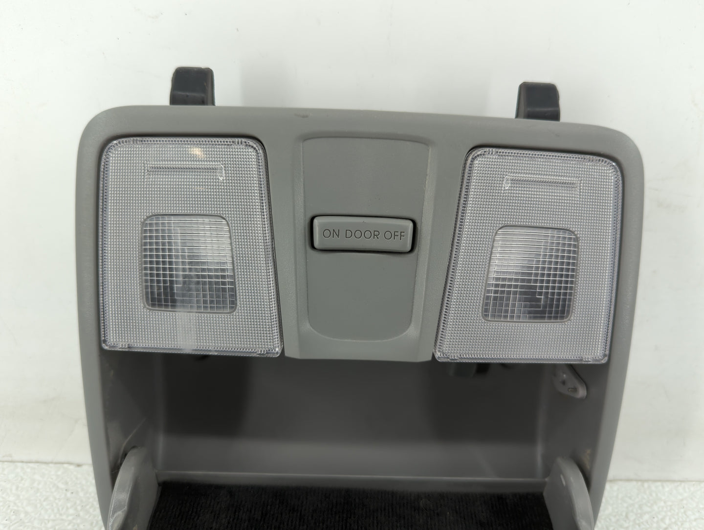 2012-2017 Hyundai Accent Overhead Roof Console 412711 - Oemusedautoparts1.com