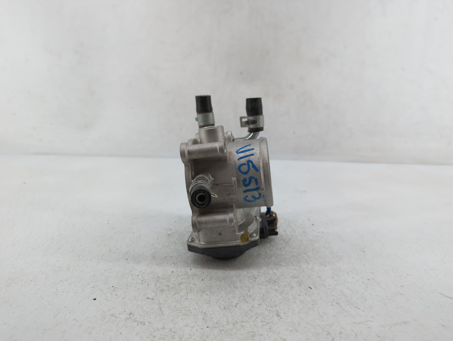 2012-2019 Hyundai Accent Throttle Body P/N:35100-2B300 Fits Fits 2012 2013 2014 2015 2016 2017 2018 2019 OEM Used Auto Parts