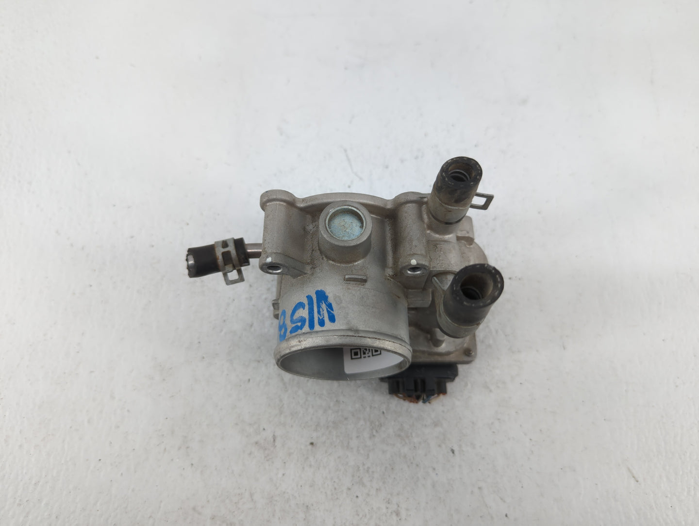 2012-2019 Hyundai Accent Throttle Body P/N:35100-2B300 Fits Fits 2012 2013 2014 2015 2016 2017 2018 2019 OEM Used Auto Parts