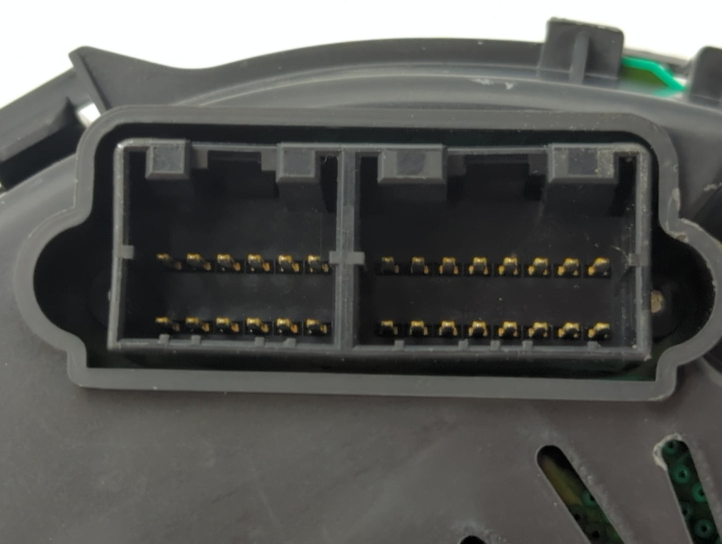 2015-2017 Hyundai Accent Instrument Cluster Speedometer Gauges P/N:94021-1R510 94021-1R500 Fits Fits 2015 2016 2017 OEM Used