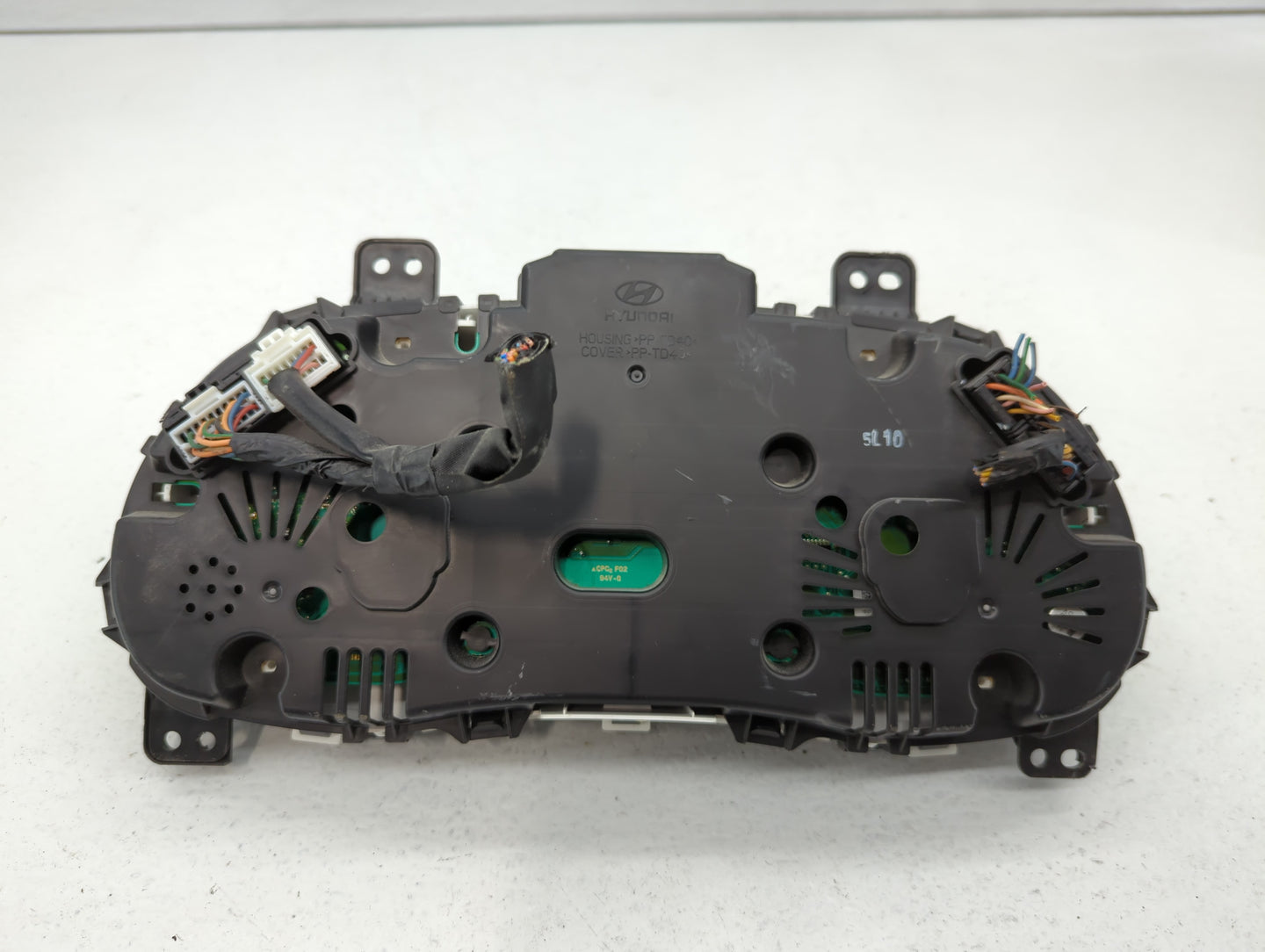 2015-2017 Hyundai Accent Instrument Cluster Speedometer Gauges P/N:94021-1R500 94021-1R510 Fits Fits 2015 2016 2017 OEM Used