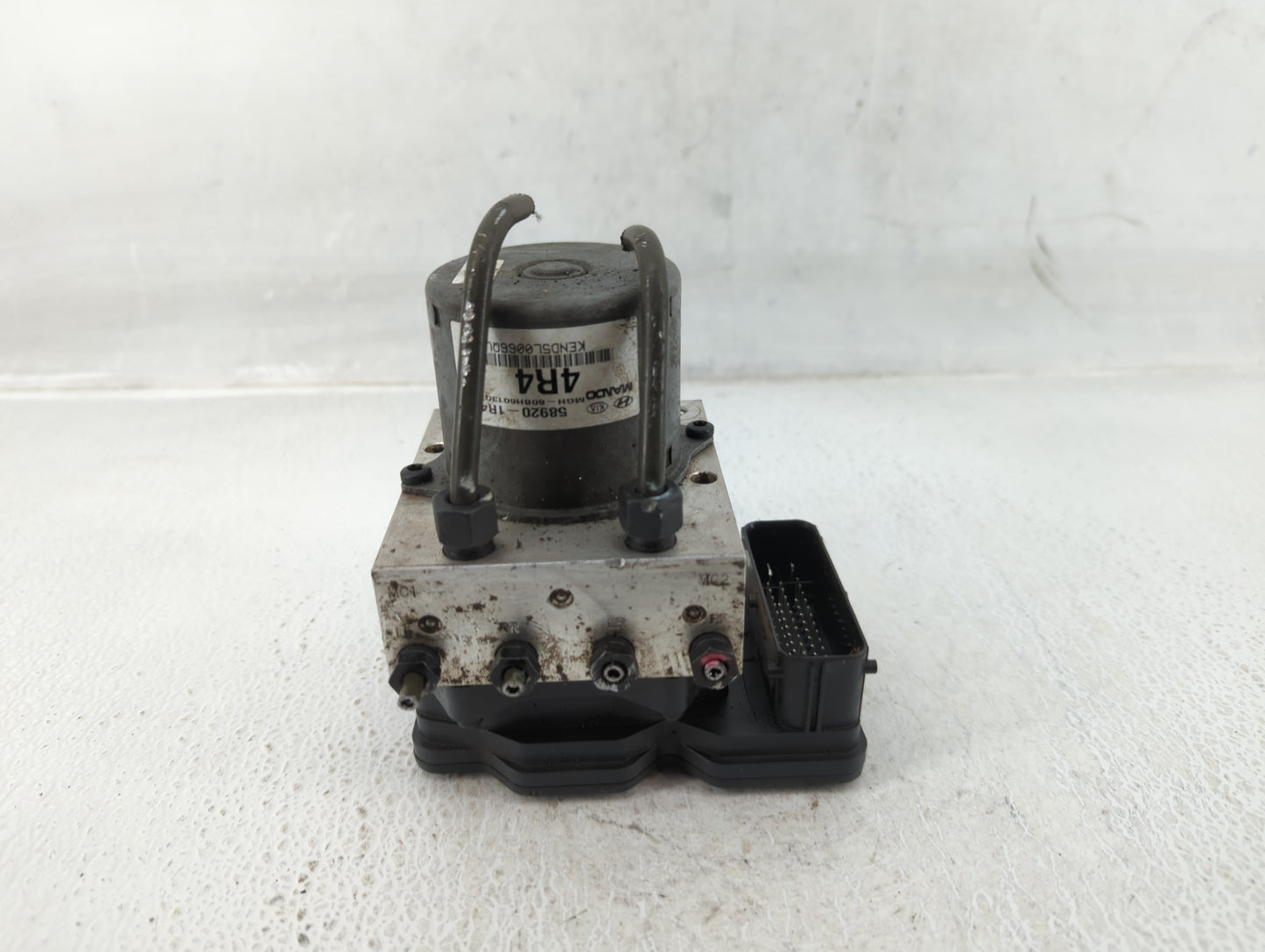 2015-2017 Hyundai Accent ABS Pump Control Module Replacement P/N:58920-1R460 Fits Fits 2015 2016 2017 OEM Used Auto Parts - 