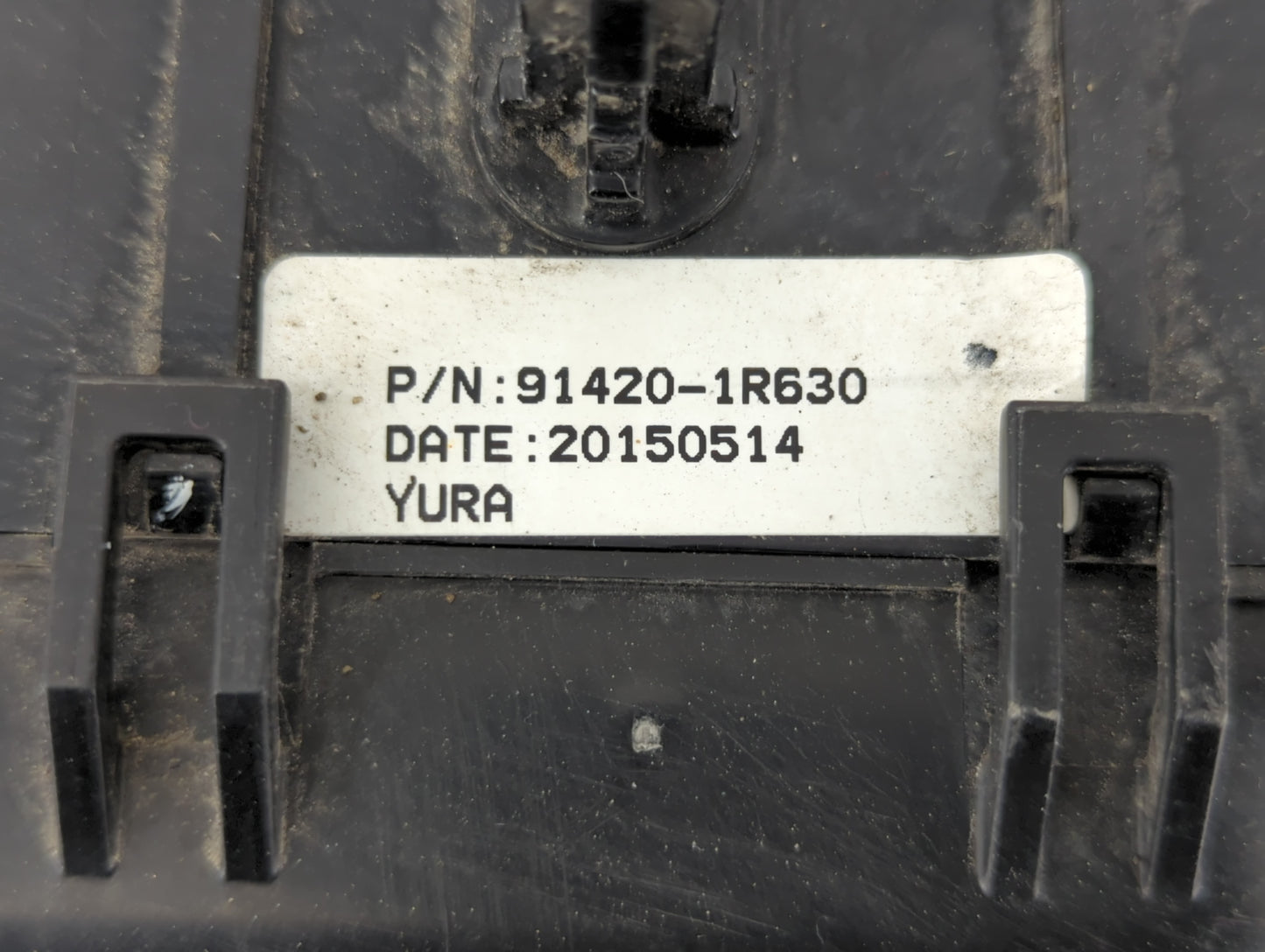 2015-2017 Hyundai Accent Fusebox Fuse Box Panel Relay Module P/N:91420-1R630 Fits Fits 2015 2016 2017 OEM Used Auto Parts - 