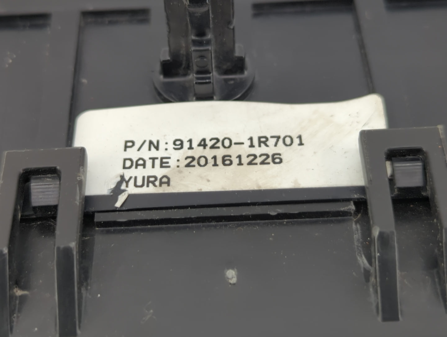2015-2017 Hyundai Accent Fusebox Fuse Box Panel Relay Module P/N:91420-1R521 91950-1R220 Fits Fits 2015 2016 2017 OEM Used A