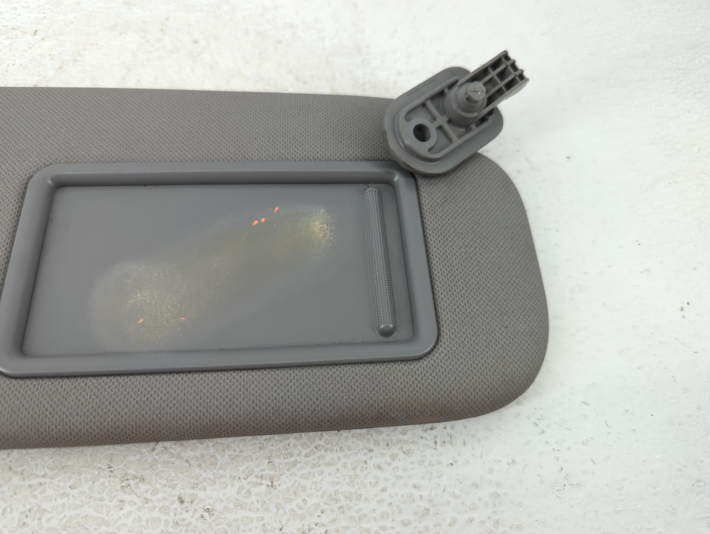 2014-2017 Hyundai Accent Sun Visor Shade Replacement Passenger Right Mirror Fits Fits 2014 2015 2016 2017 OEM Used Auto Part