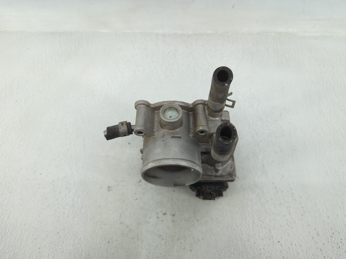 2012-2019 Hyundai Accent Throttle Body P/N:5302 04T10 35100-2B300 Fits Fits 2012 2013 2014 2015 2016 2017 2018 2019 OEM Used