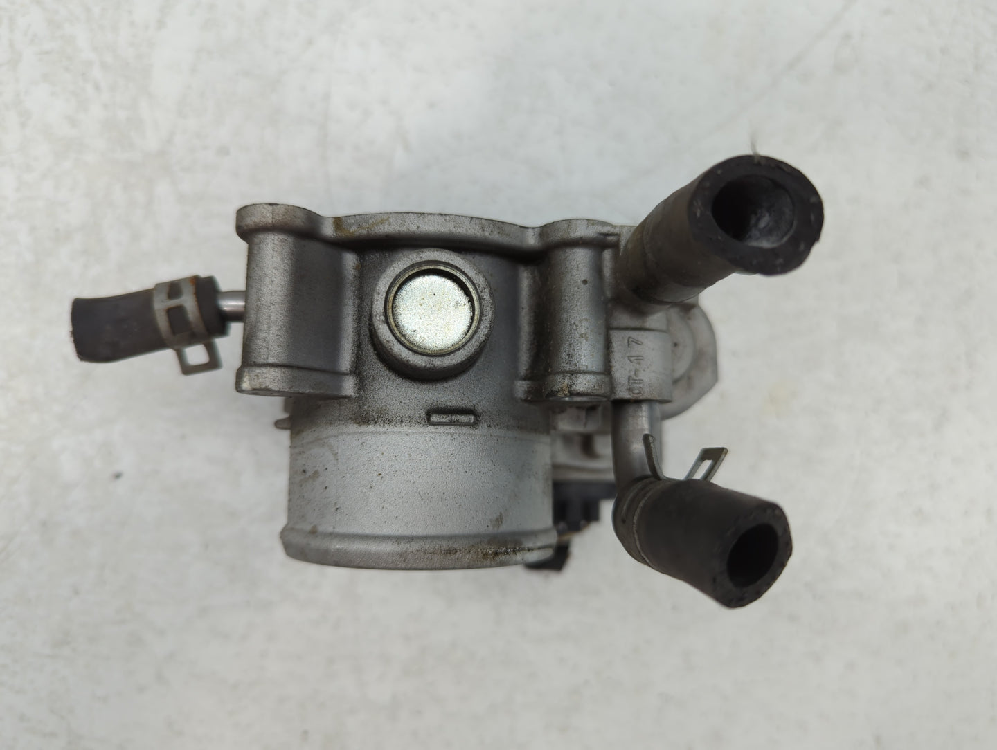2012-2019 Hyundai Accent Throttle Body P/N:6S02 12S16 35100-20300 Fits Fits 2012 2013 2014 2015 2016 2017 2018 2019 OEM Used